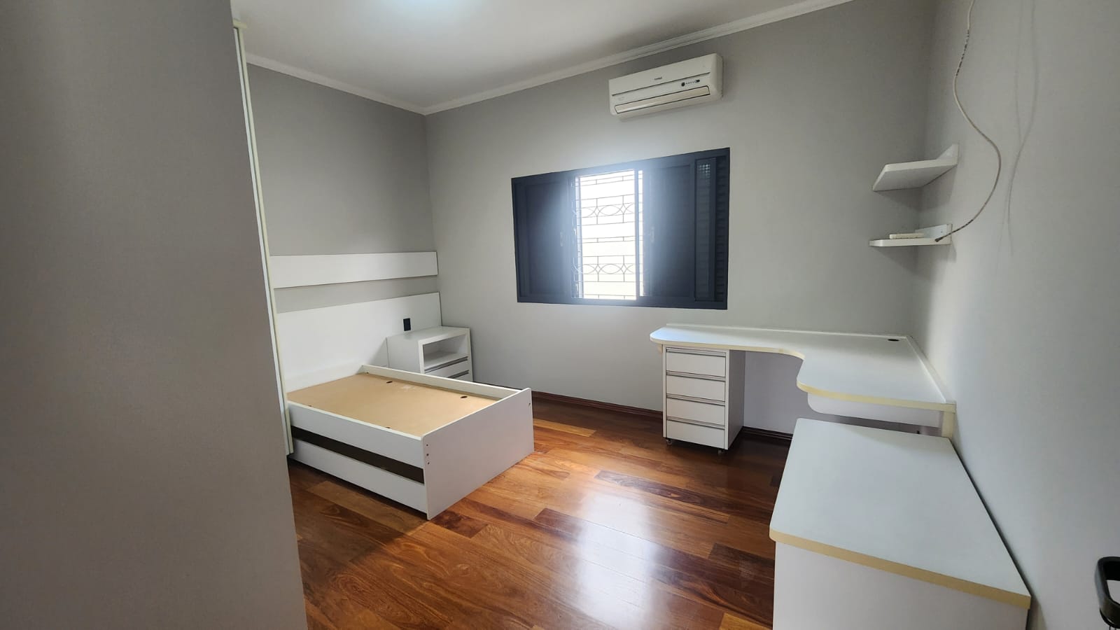 WhatsApp Image 2025-09-26 at 10.45.44 (1)