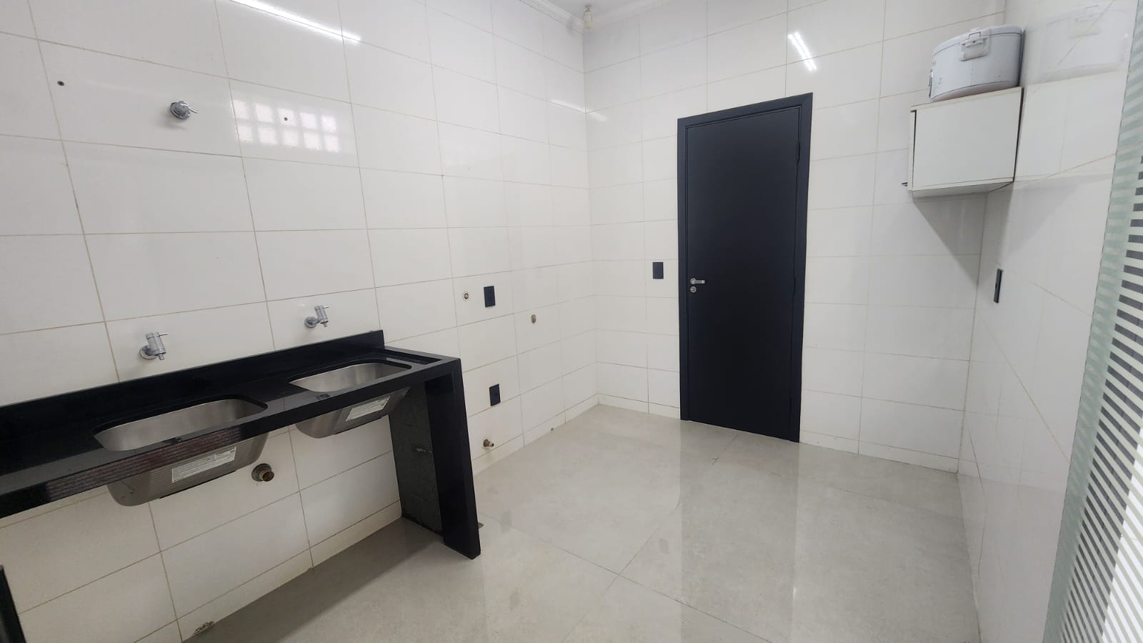 WhatsApp Image 2025-09-26 at 10.45.50 (1)