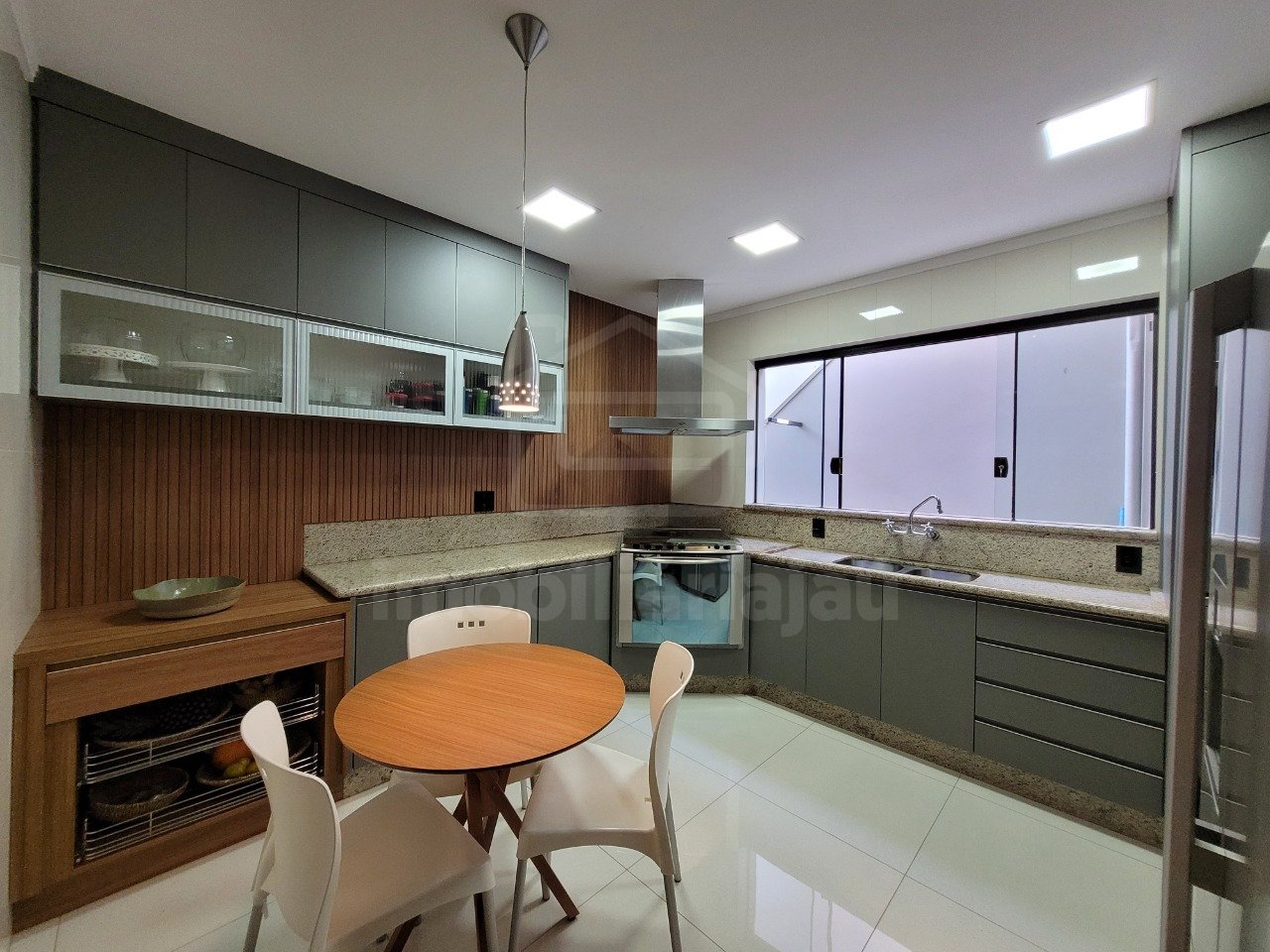 Casa à venda no Jardim Diamante com 3 suítes (37)