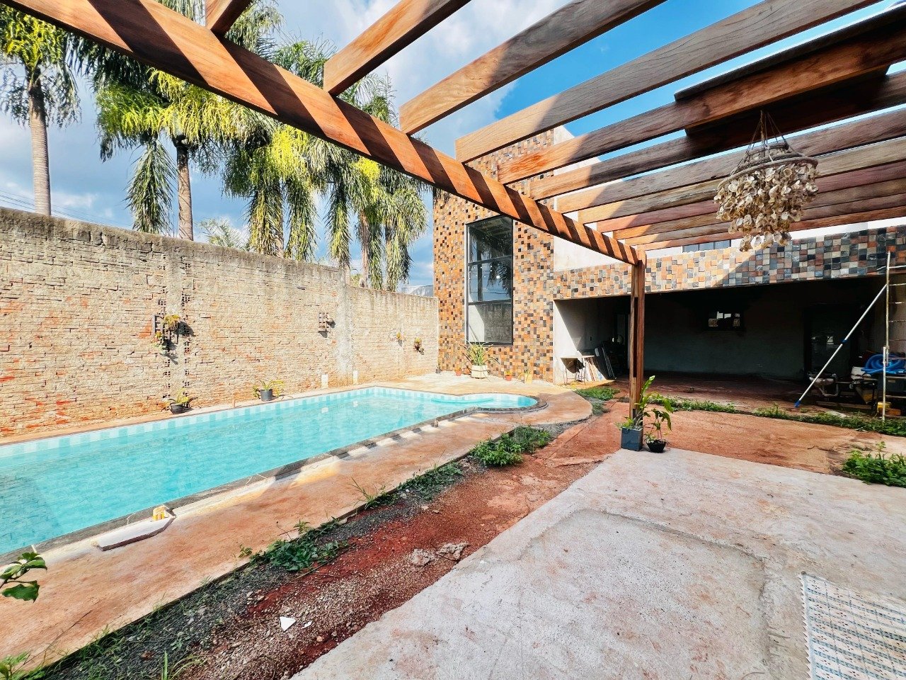 casa a venda no condominio flamboyant (3)