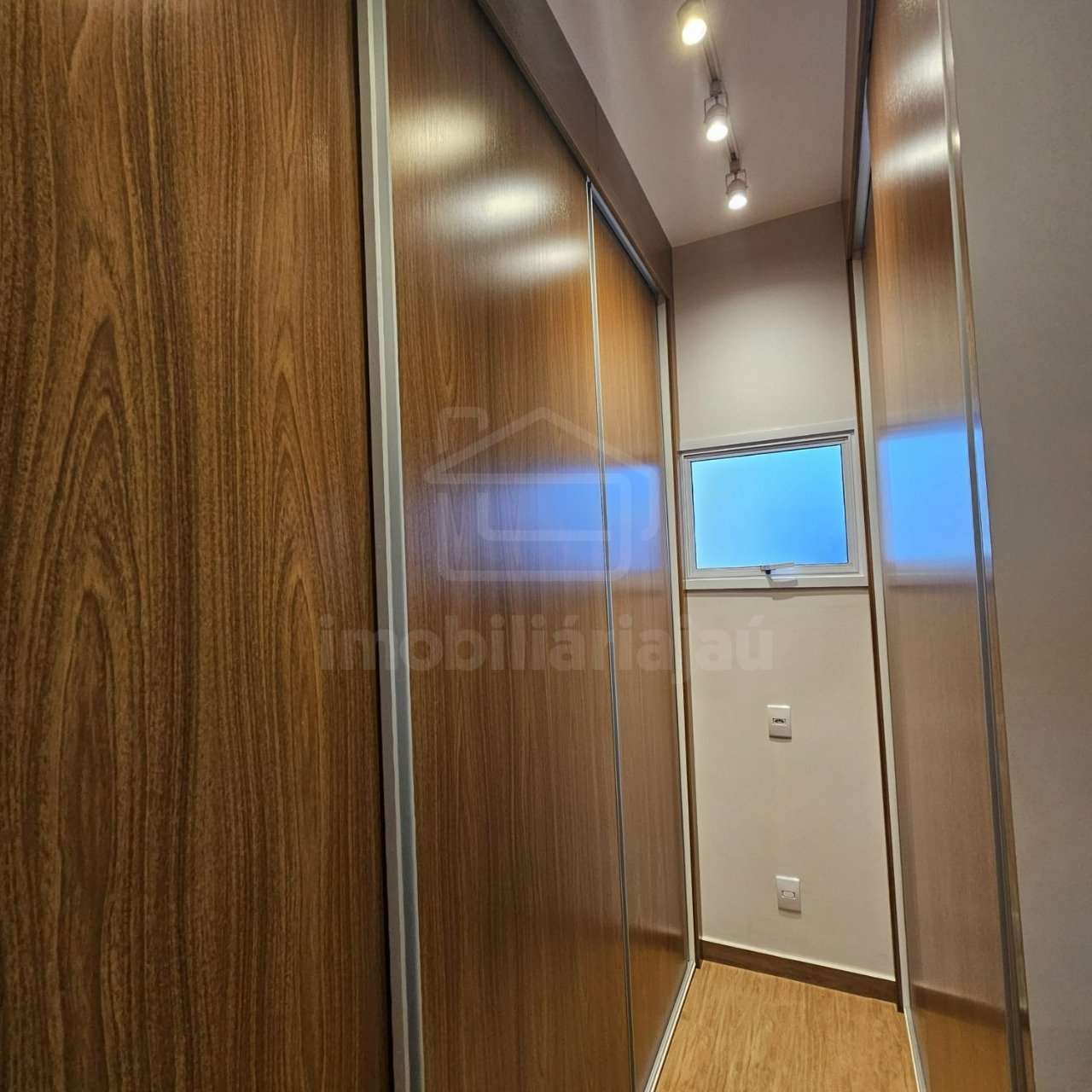 casa no condominio flamboyant a venda (19)