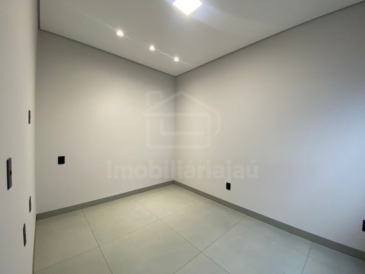 edicula a venda com 2 quartos (12)