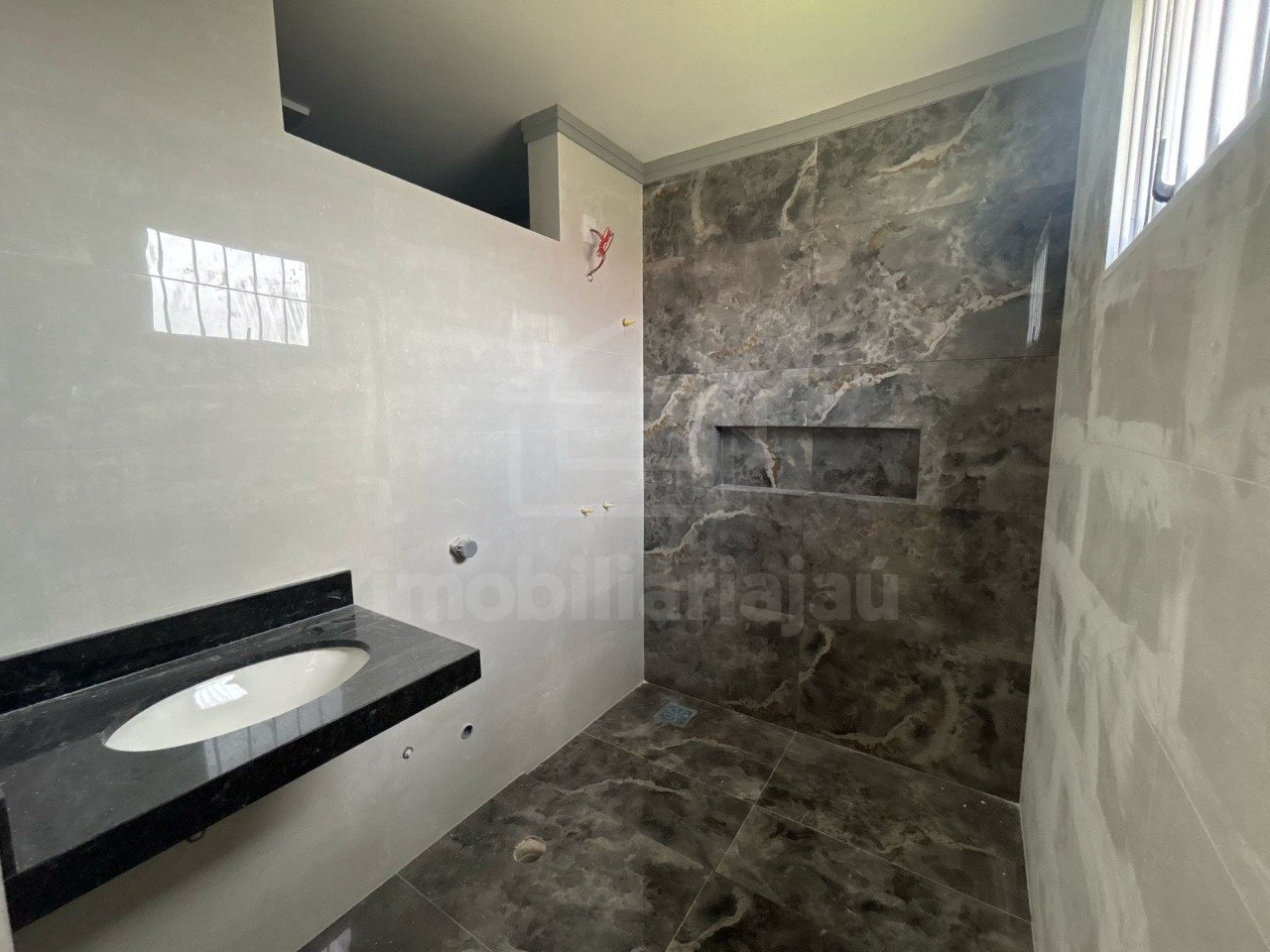 ie8lZI24l6831_1478667c1b3c73740d