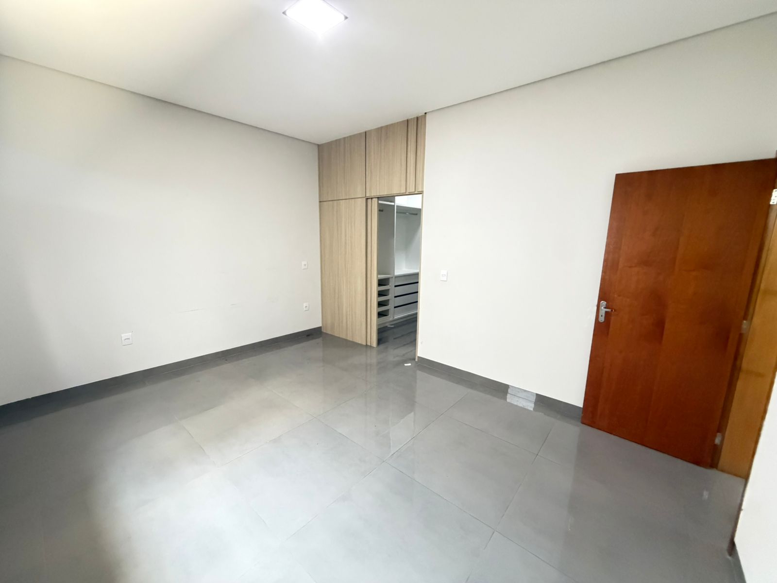 WhatsApp Image 2026-03-18 at 09.58.08